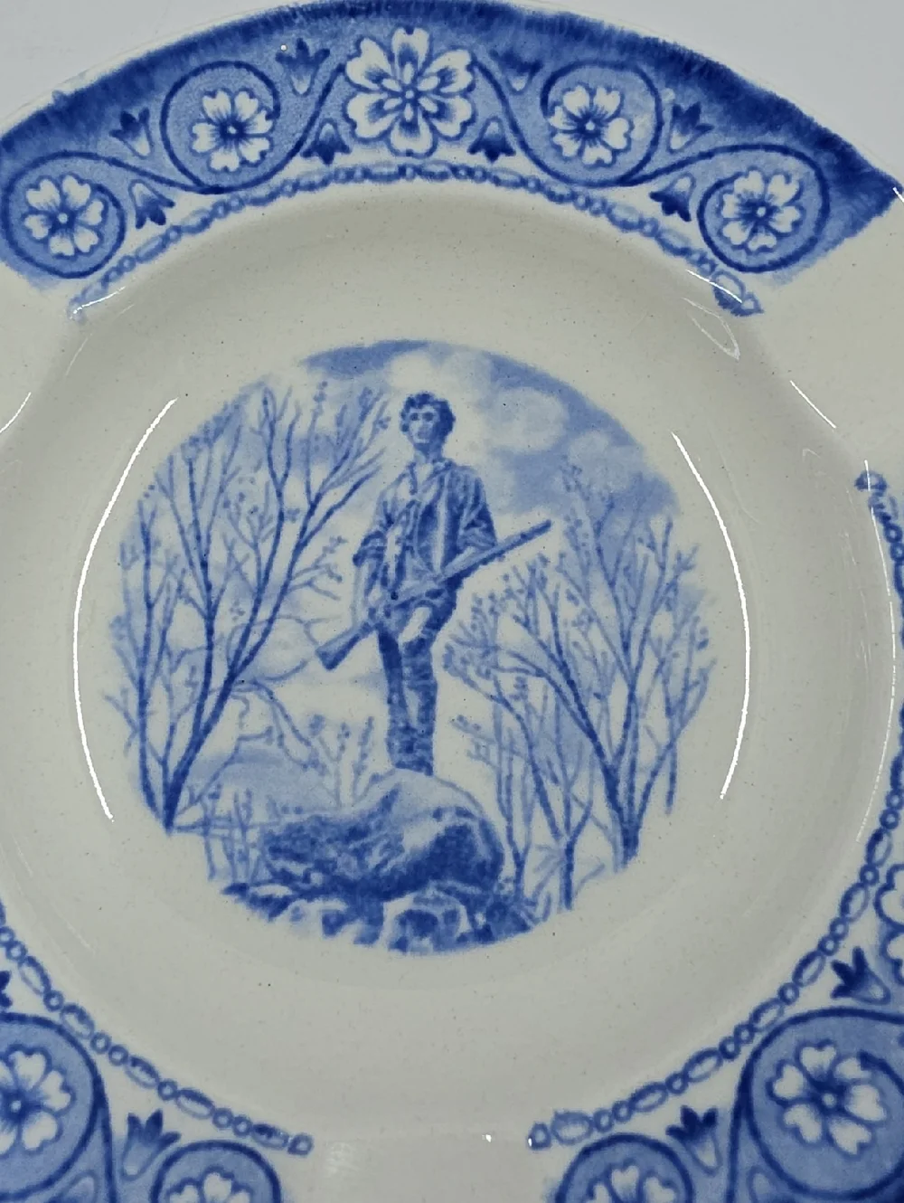 Wedgwood Glazed Blue Minute Man Ashtray Captain Parker Floral Border Vintage